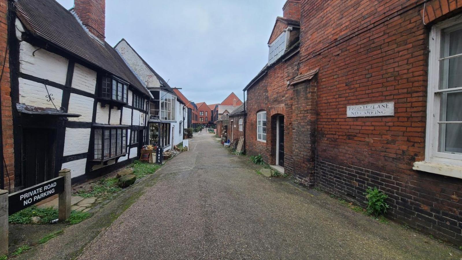 Samuels' A Duplex Apartment By Spires Accommodation In Lichfield City Centre Kültér fotó