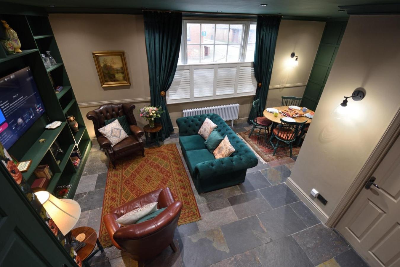 Samuels' A Duplex Apartment By Spires Accommodation In Lichfield City Centre Kültér fotó